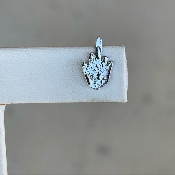 Silver middle finger f*ck you stud earrings - Picture 5 of 6
